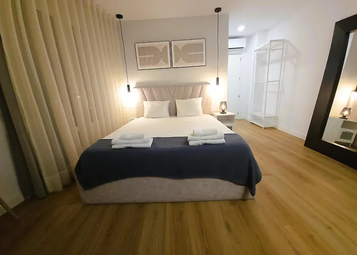 Casa de hóspedes Porto Je T'aime - Solar São João 3*